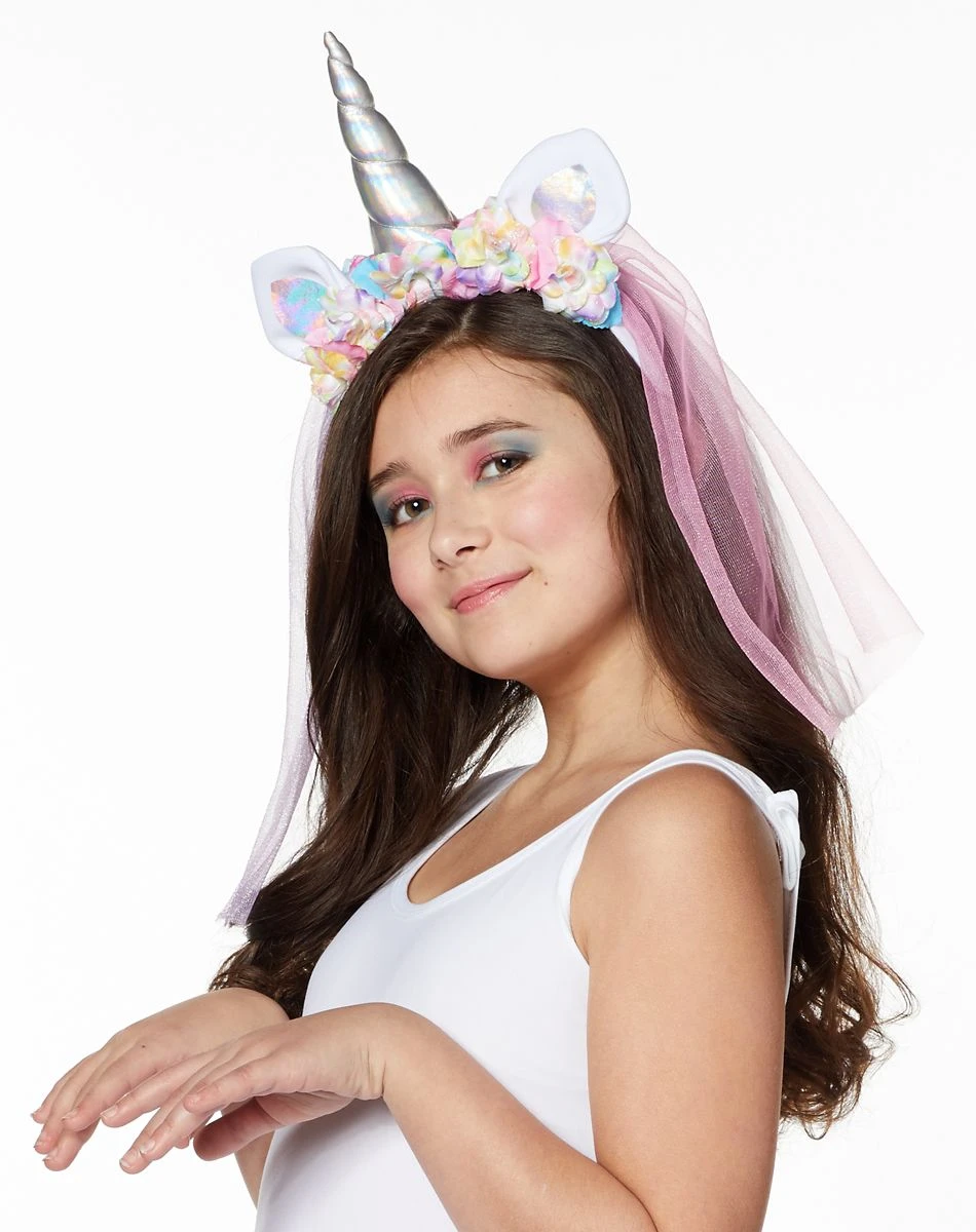 Spirit Halloween Kids Unicorn Veil 4 Spirit Halloween Kids Unicorn Veil - Image 2