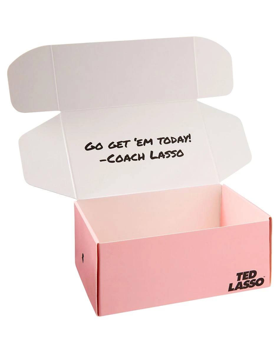 Spirit Halloween Adult Rebecca Welton Costume Kit - Ted Lasso 12 Spirit Halloween Adult Rebecca Welton Costume Kit - Ted Lasso - Image 10